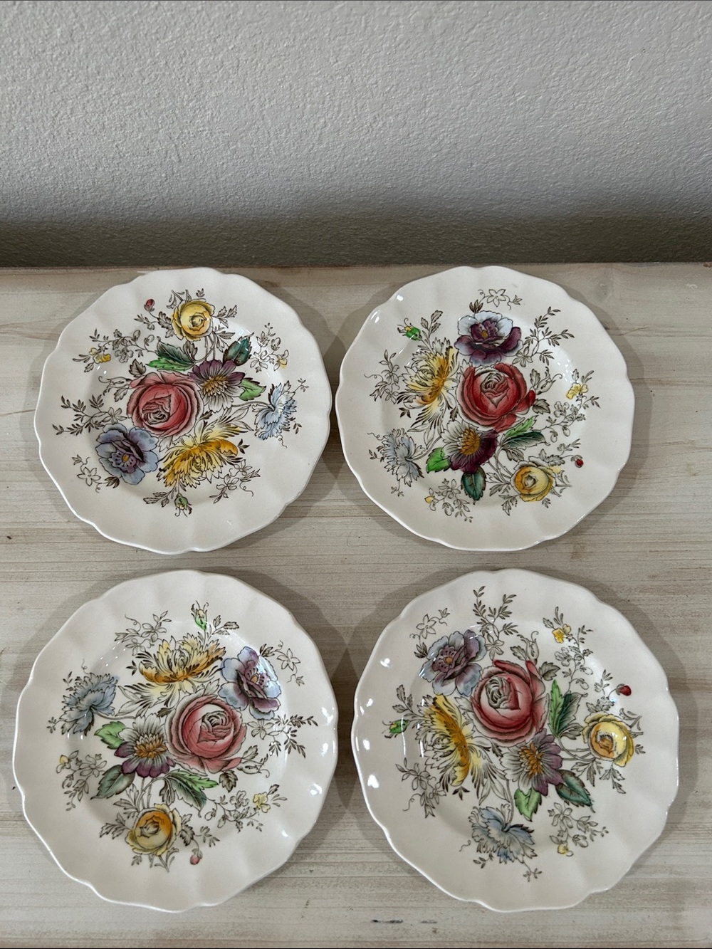 Johnson Brothers- Vintage Ironstone Set of Four Sheraton Six Inch Plate